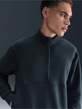 NWT Nike 24.7 ImpossiblySoft Dri-Fit Seaweed 1/2 Zip Pullover HQ6953-390 Size XL
